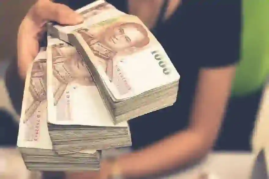 farang geld schicken thailand