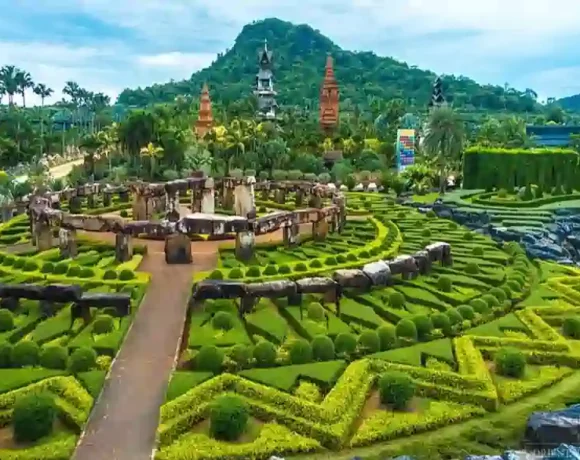 nong nooch tropical botanical garden pattaya thailand