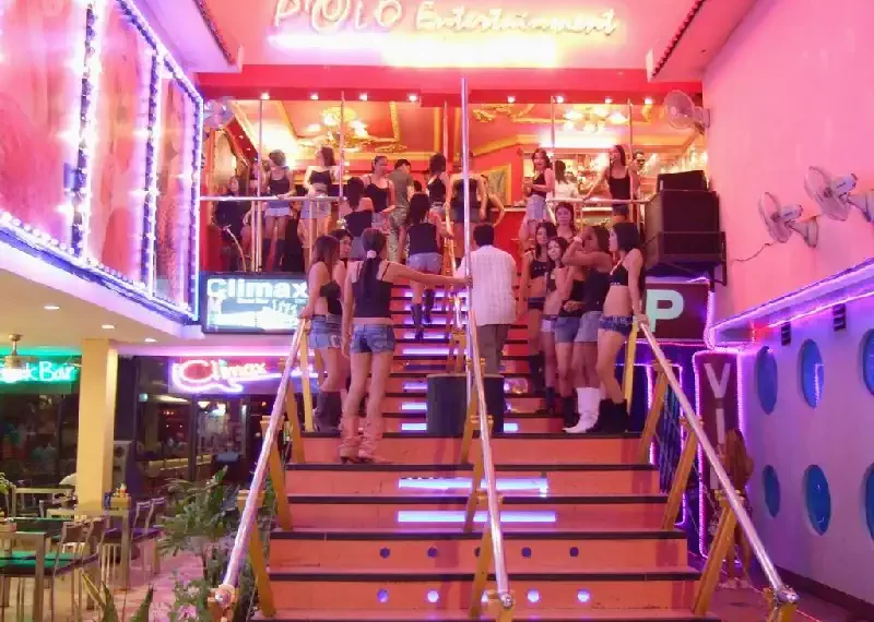 DSCF0200-d Nightlife Thailand
