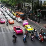 autofahren motorradfahren verkehrs regeln thailand