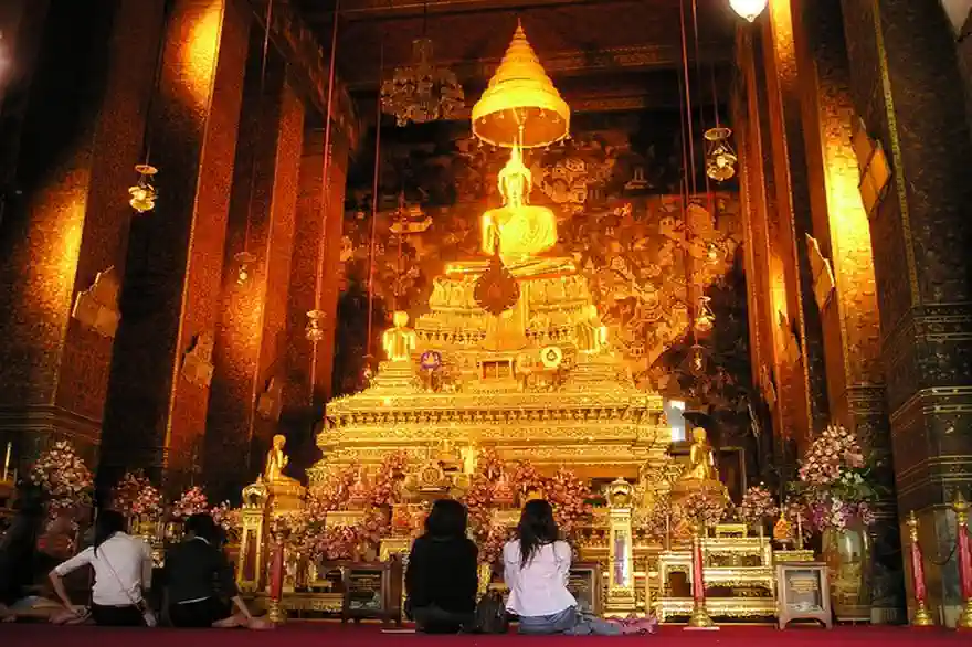 thai wat tempel besuchen