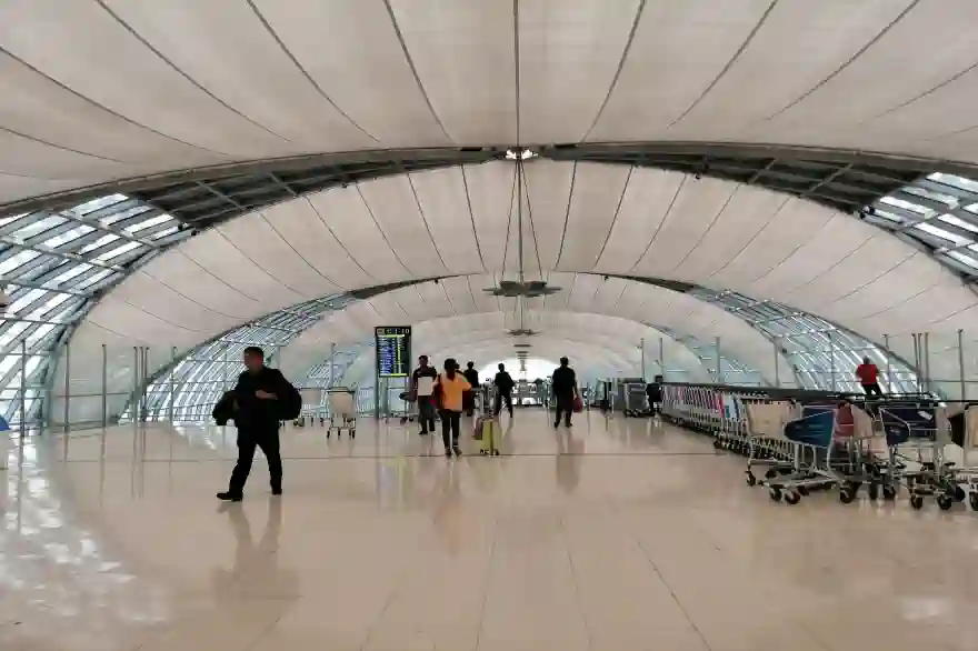 Flughafen Suvarnabhumi Nicht Krank! Notfallmaßnahmen Können Teuer