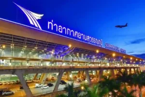 Wie kommen Sie vom internationalen Flughafen Suvarnabhumi nach Bangkok?