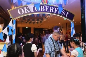 Oktoberfest Nach 2 Jahren Wieder In Bangkok