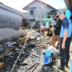 Geschätzte 100 Tonnen Müll in der Nähe des Fischereihafens von Phuket