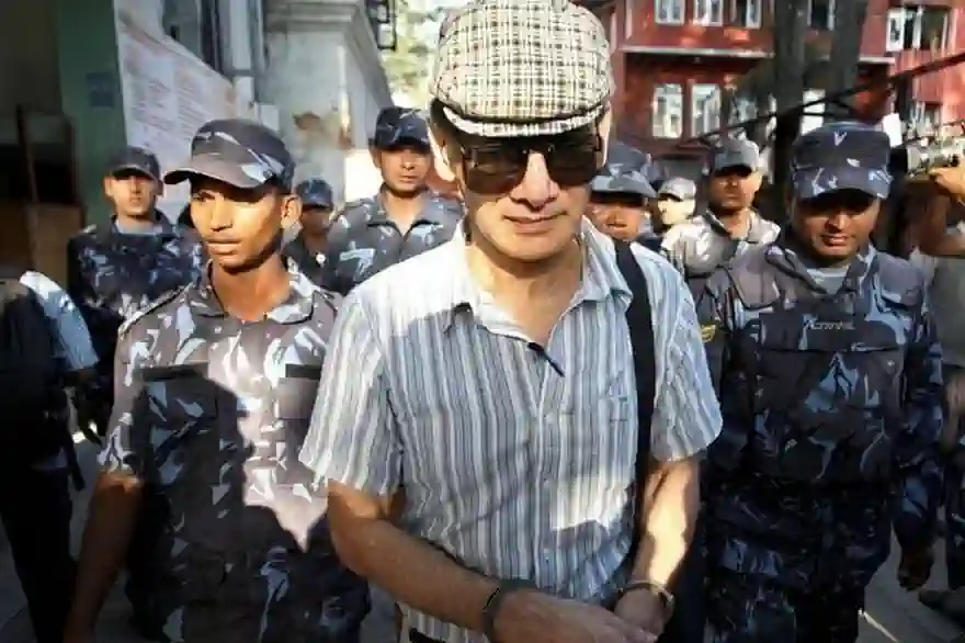 Nepal lässt Pattayas „Bikini-Killer“ frei