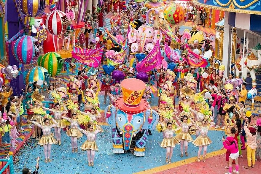 Entdecken Sie Carnival Magic: Einen Themenpark Mit 9 Guinness-Weltrekordtiteln
