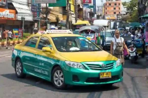 Phuket-Taxis: Außenstehende Unterbieten Unsere Preise