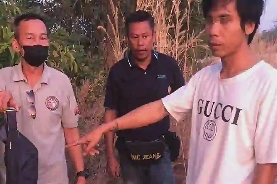 Thailändische Polizei verhaftet schnell einen Dieb, der einen deutschen Touristen ausgeraubt hat