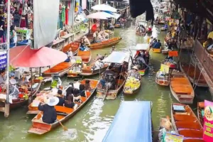 Wie kommt man zu Bangkoks schwimmenden Märkten