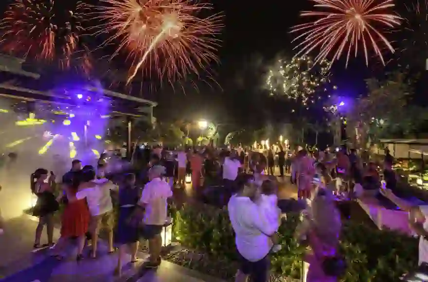 Festliche Feierlichkeiten im Four Points by Sheraton Patong Beach Resort