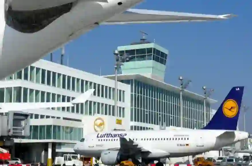 Tod eines deutschen Passagiers während des Fluges hinterlässt ein blutbespritztes Lufthansa-Flugzeug