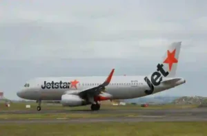 Jetstar Flug-Fiasko: Passagiere müssen wegen 24 Stunden Verspätung am Boden bleiben