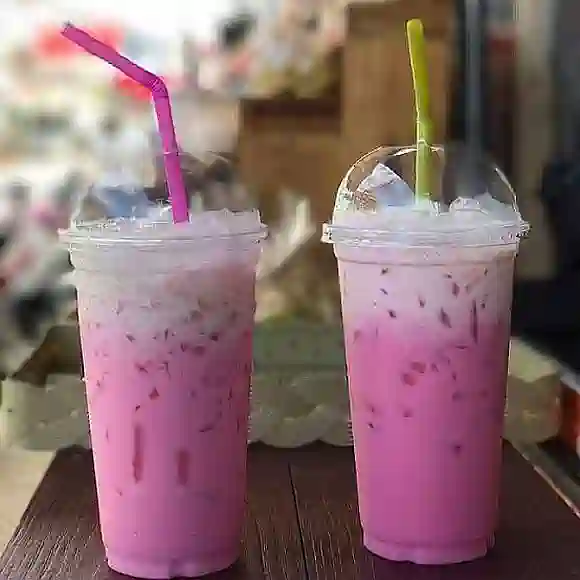 Nom Yen ced Pink Milk