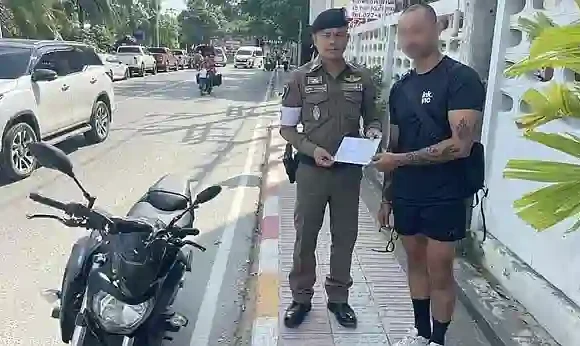 Niederländischer Tourist muss 3000 Baht Strafe für Stunts auf Koh Samui zahlen