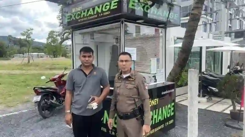 Polizei in Phuket verfolgt usbekischen Mann wegen Umtauschs gefälschter US-Dollar