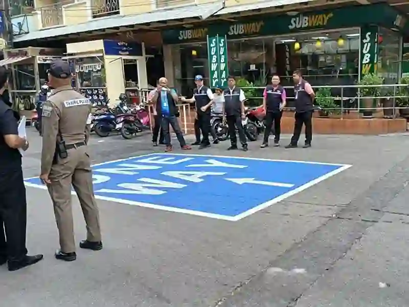 Motorräder missachten Pattayas Einbahnstraßenregel – Anwohner fordern Maßnahmen