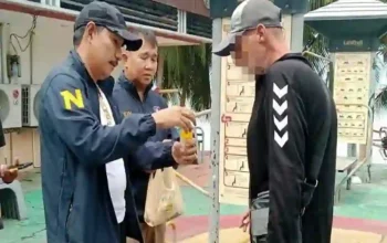 Deutscher obdachlos, nachdem ihn seine thailändische Frau in Pattaya rausgeworfen hat
